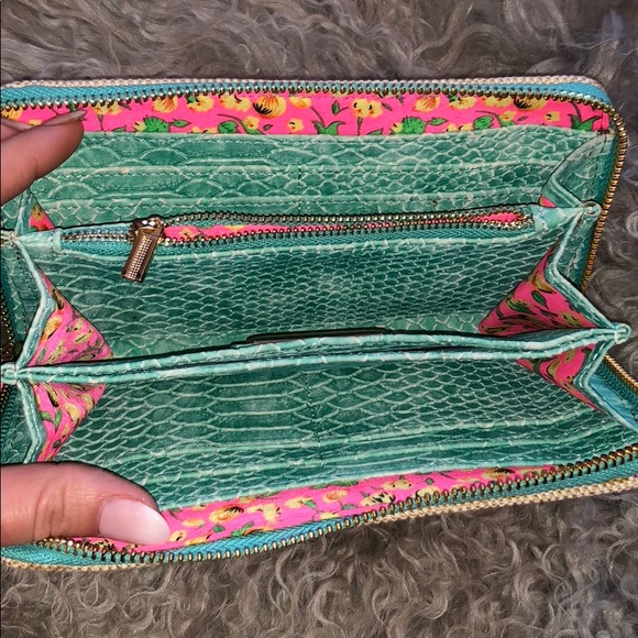 ADORABLE DEUX LUX WALLET - Picture 2 of 4